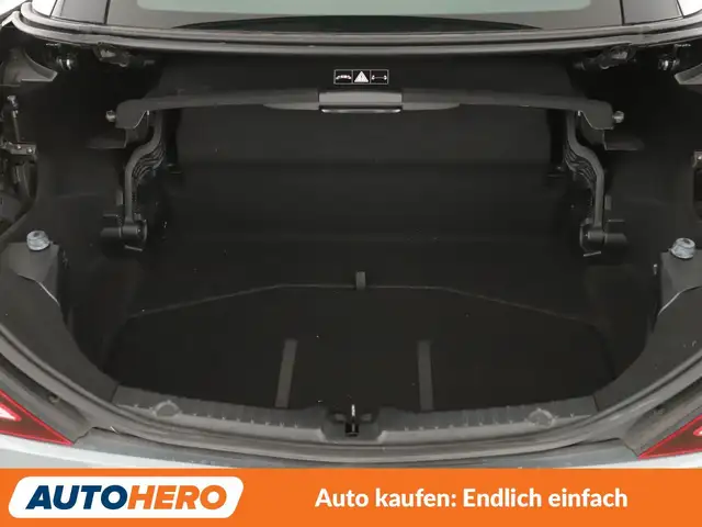 Mercedes-Benz SLC view 17