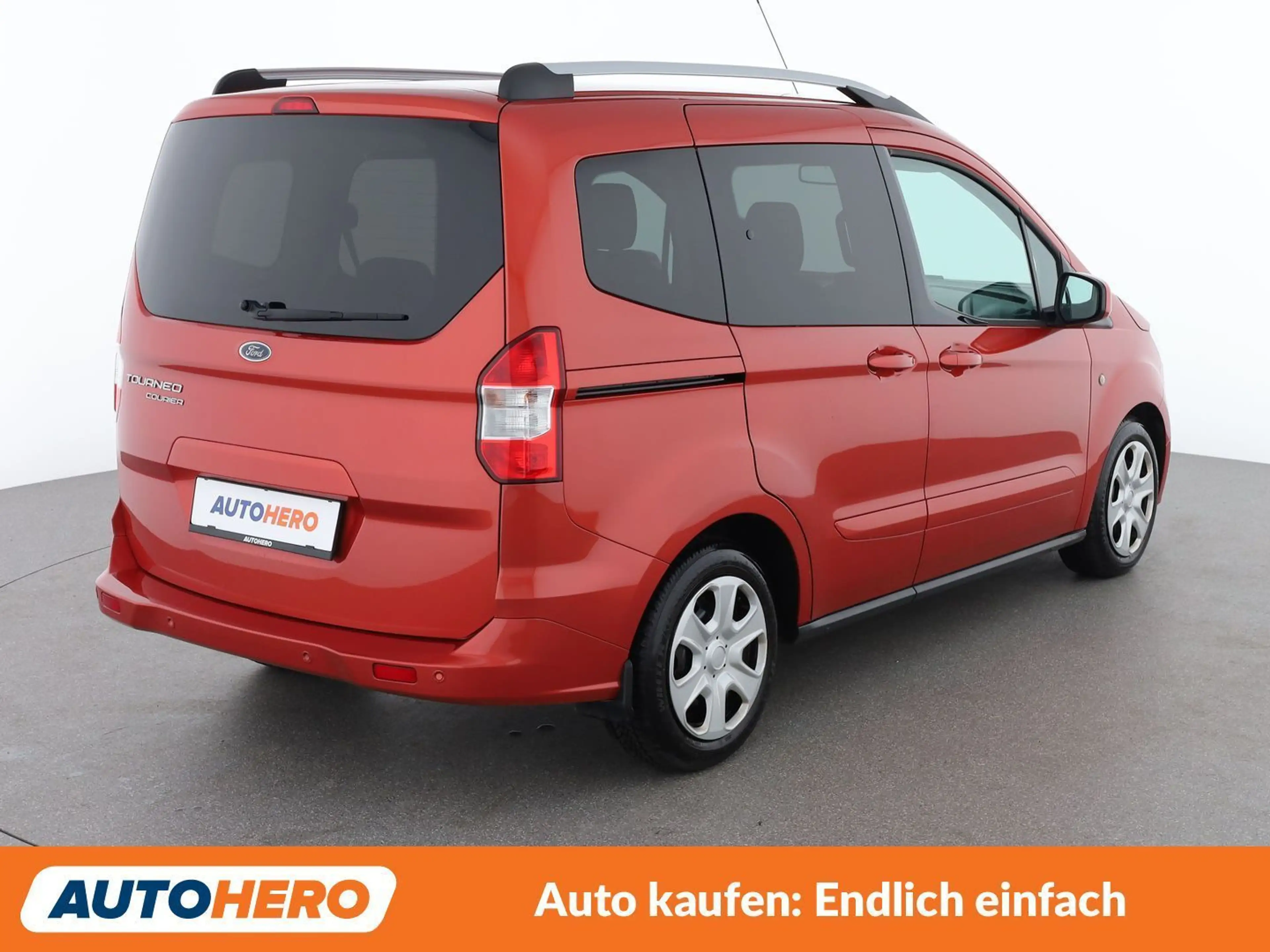 Ford Tourneo 1.5 TDCi Titanium — photo 6