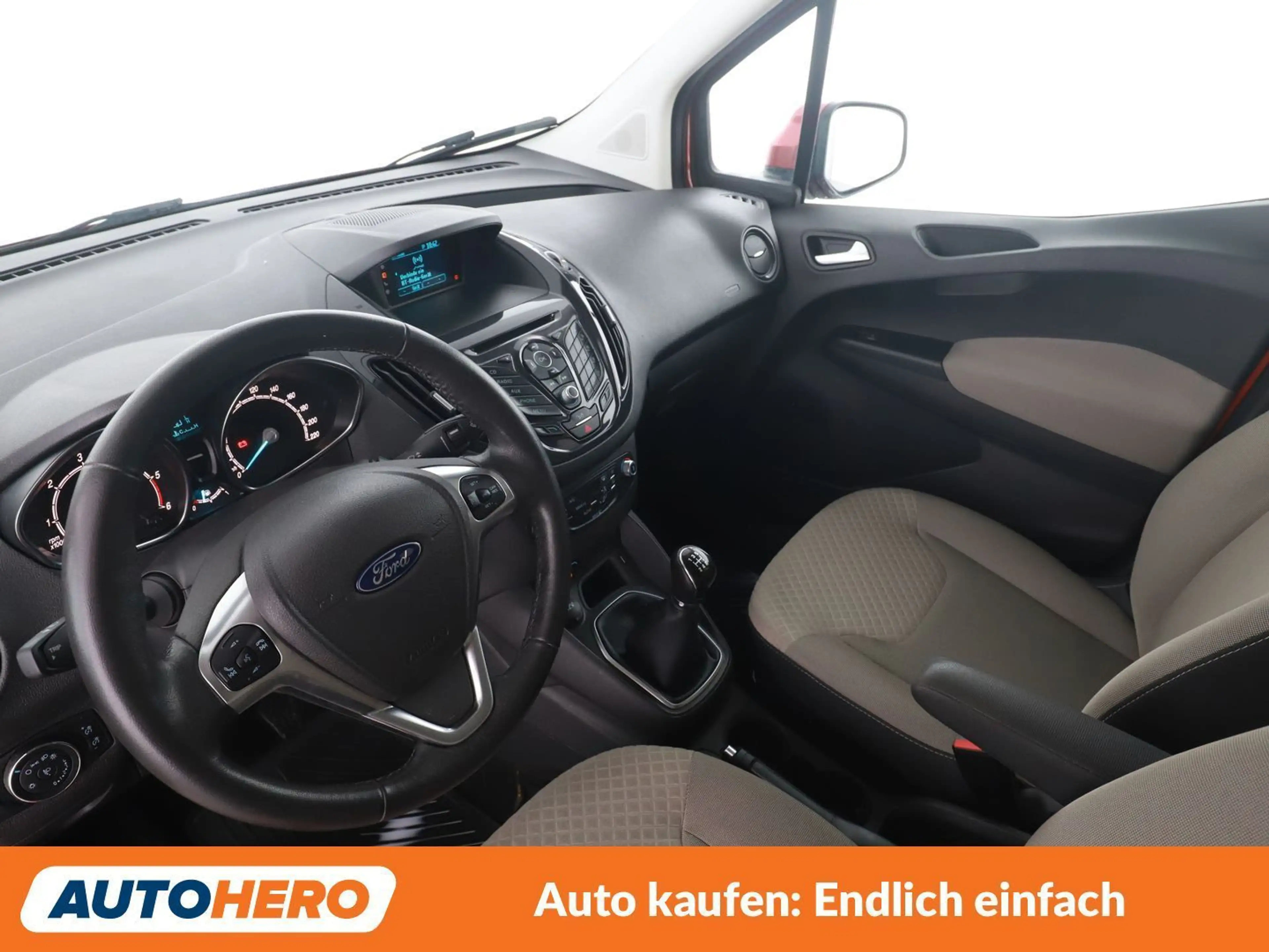 Ford Tourneo 1.5 TDCi Titanium — photo 11