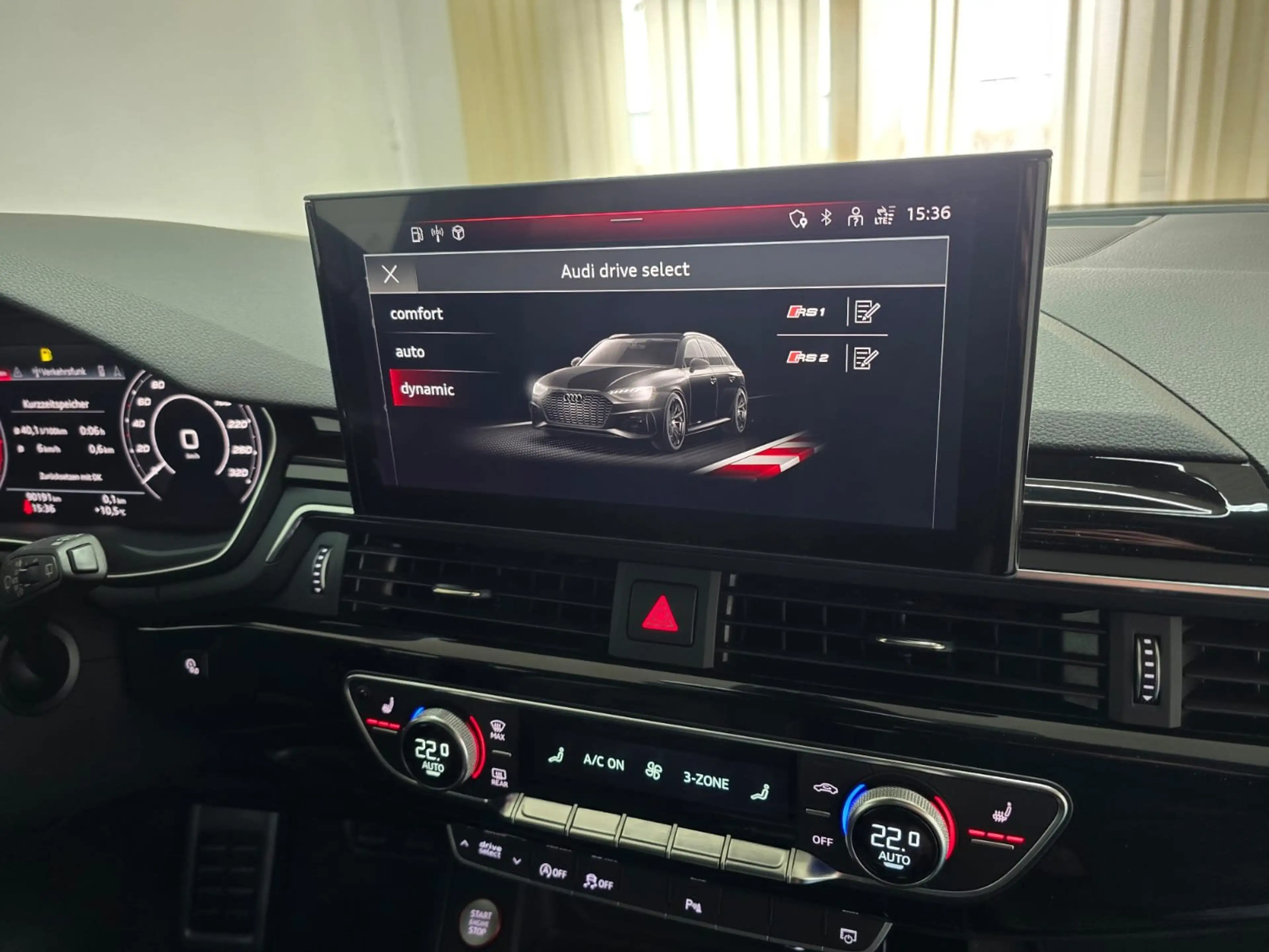 Audi RS4 Avant 2.9 TFSI qu. Exclusive Dynamik Carbon RS AGA — photo 15