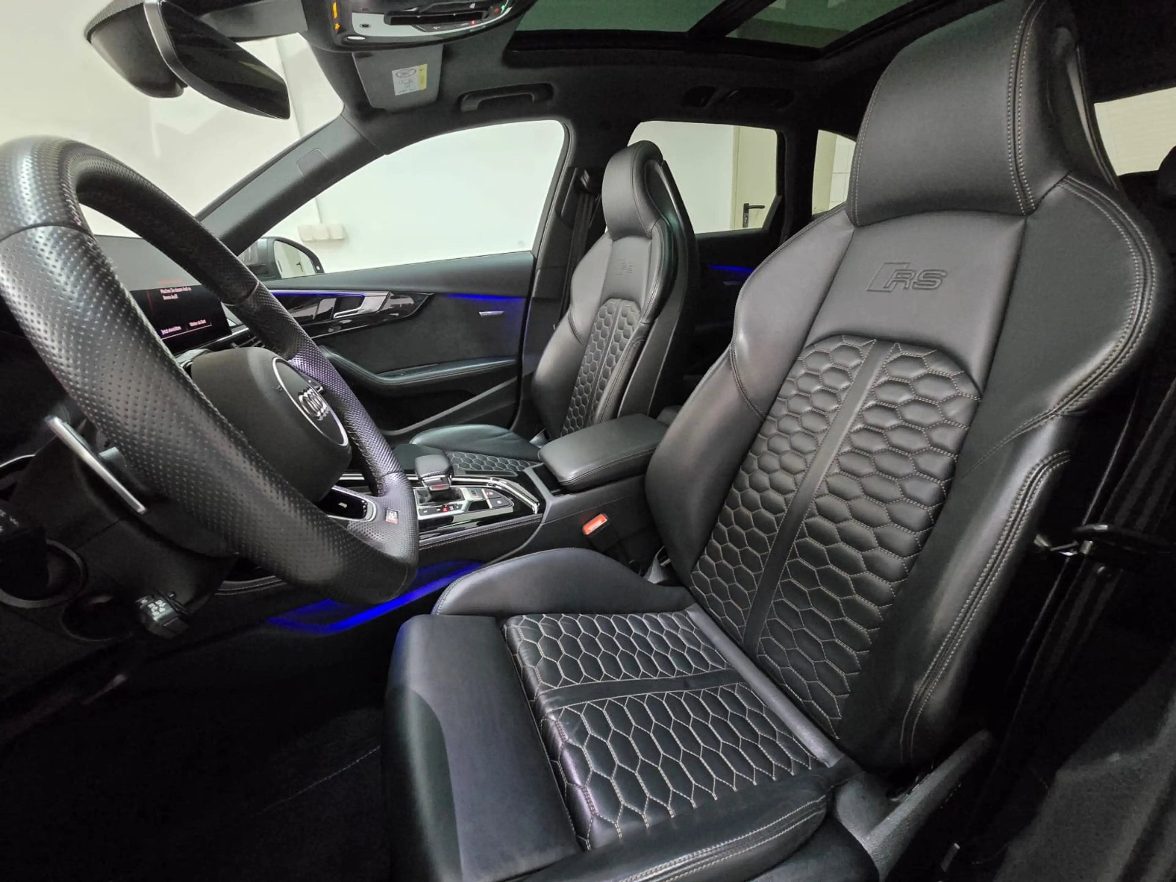 Audi RS4 Avant 2.9 TFSI qu. Exclusive Dynamik Carbon RS AGA — photo 7