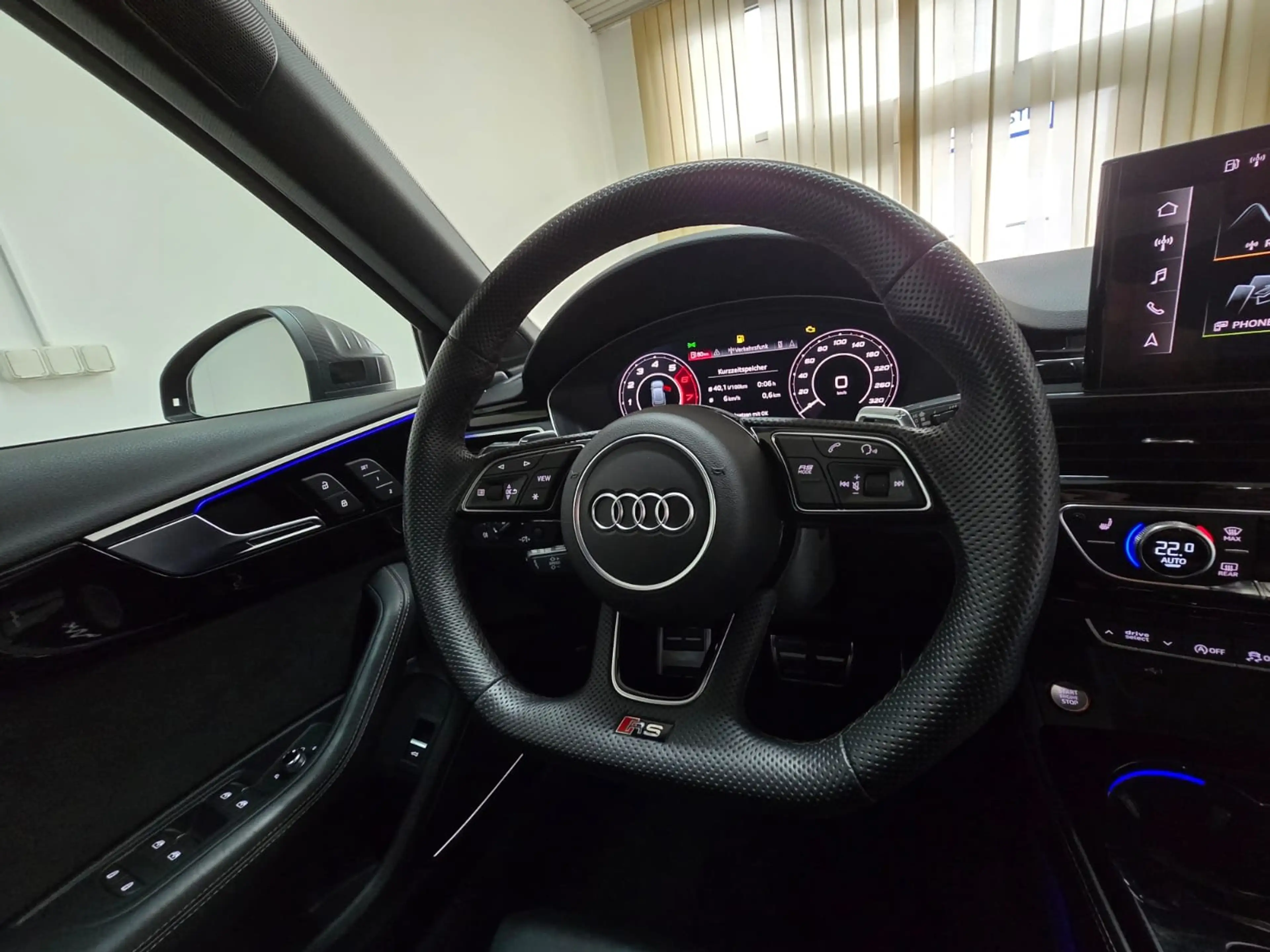 Audi RS4 Avant 2.9 TFSI qu. Exclusive Dynamik Carbon RS AGA — photo 12