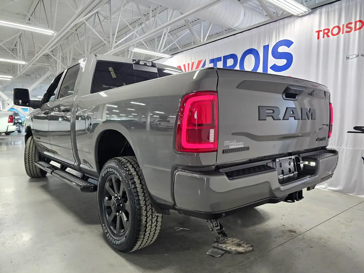 RAM 2500 снимка RAM 2500