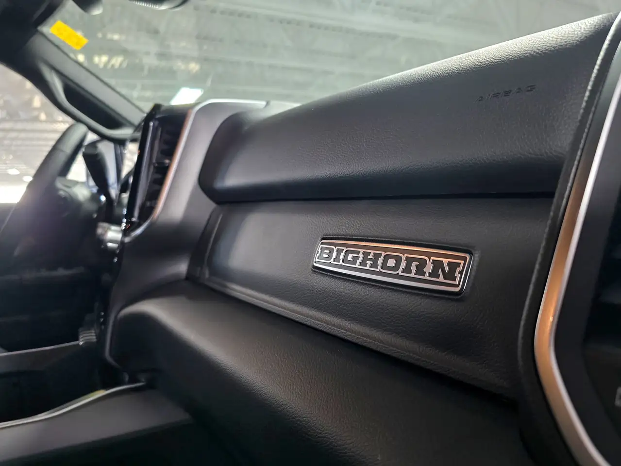 RAM 2500 снимка RAM 2500