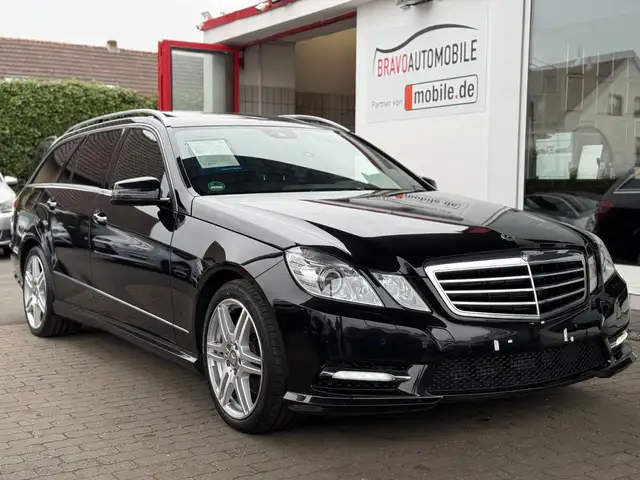 Mercedes-Benz E 300 T CDI BlueEfficiency/AMG-LINE/SHZ/F1/AHK