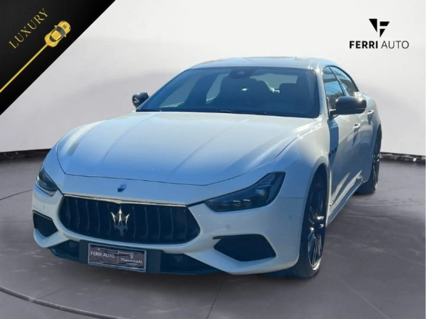 Maserati Ghibli L4 330 CV MHEV Gransport Blanc - 1