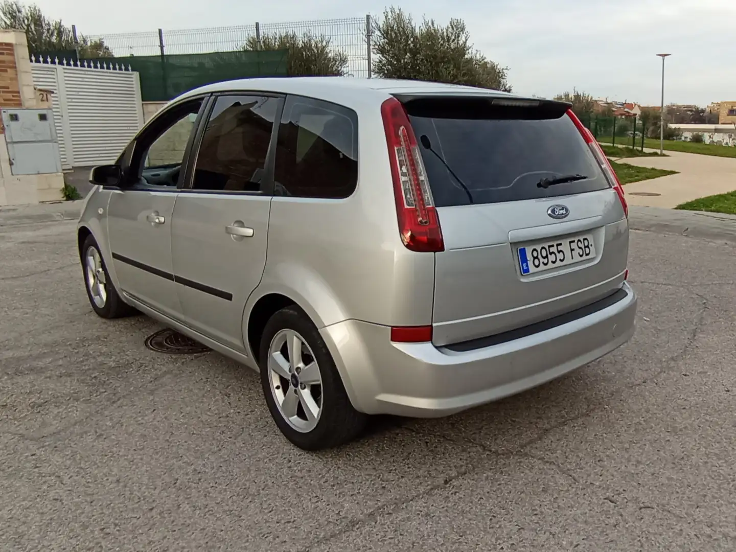 Ford C-Max 1.8TDCI Trend Zilver - 2