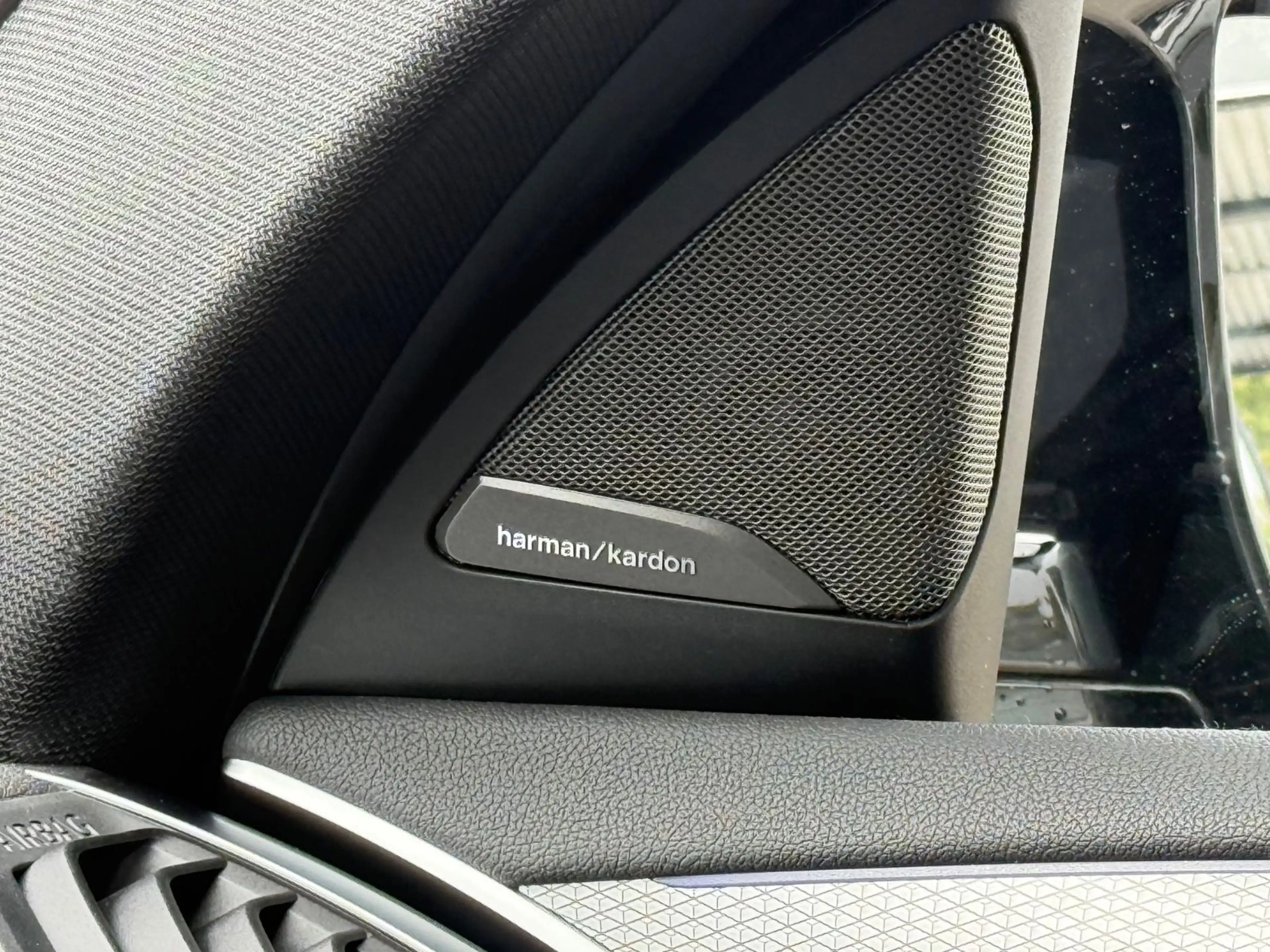 BMW X4 M40 i PANO LEDER HUD LED AHK H&K DAB — photo 30