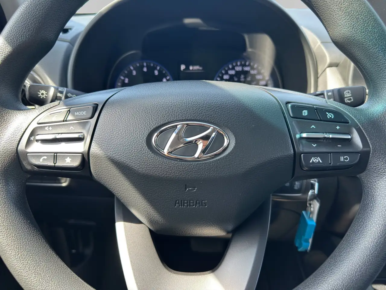 Hyundai KONA снимка Hyundai KONA