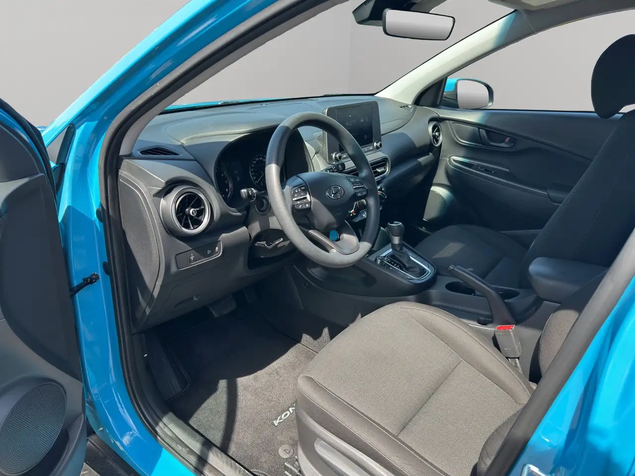 Hyundai KONA снимка Hyundai KONA