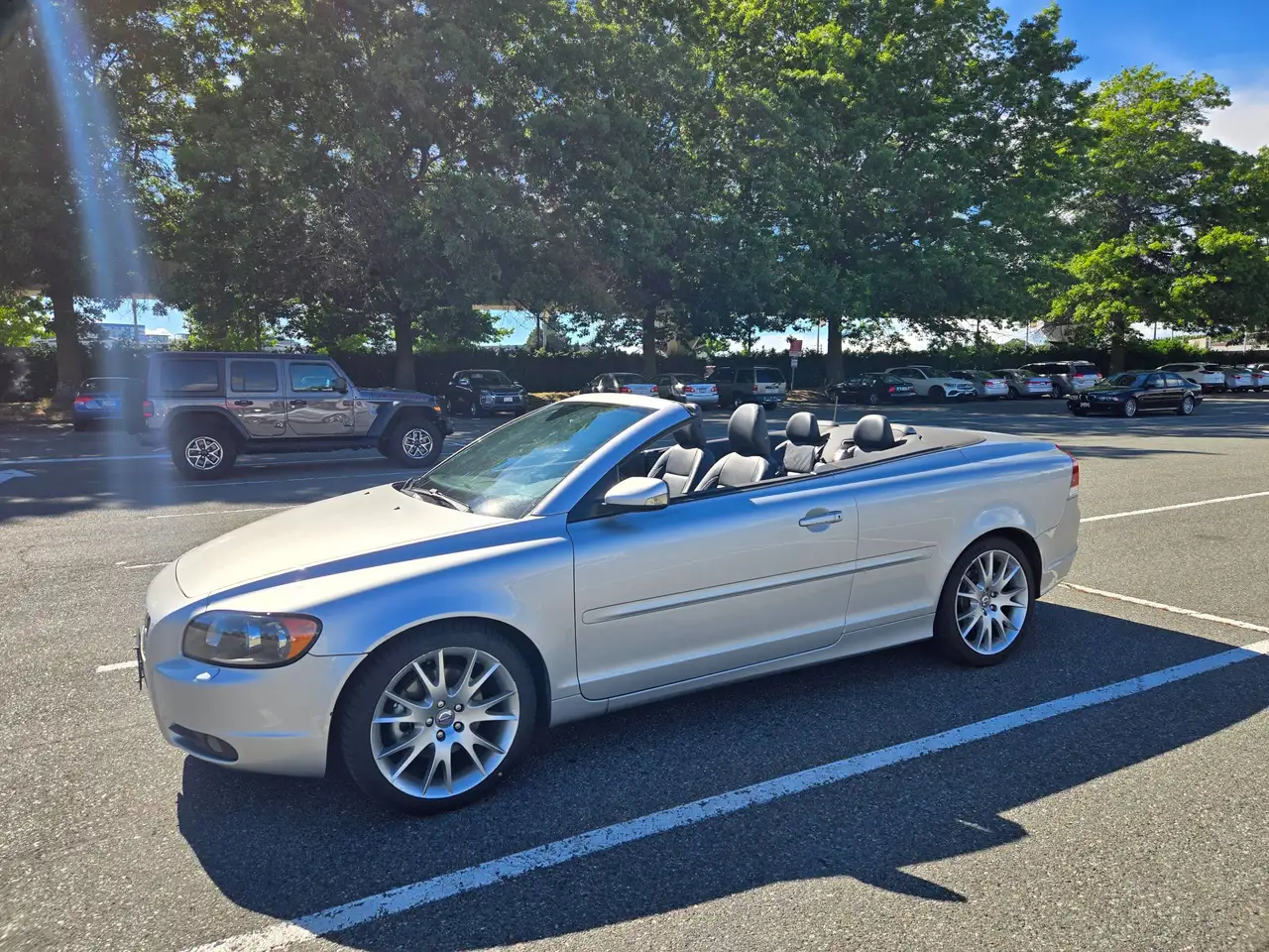 Volvo C70 снимка Volvo C70