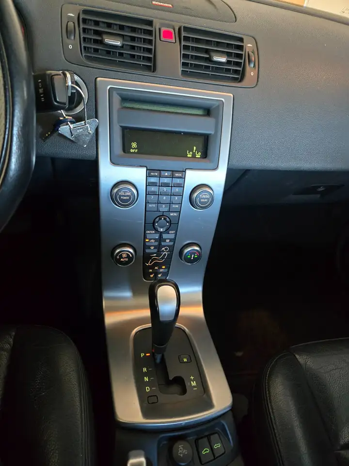 Volvo C70 снимка Volvo C70