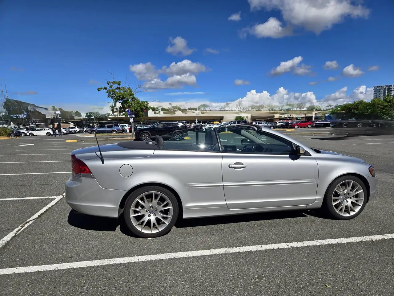 Volvo C70 снимка Volvo C70