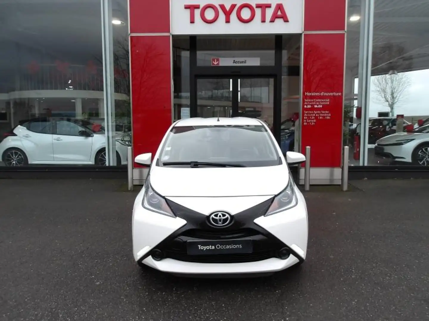 Toyota Aygo 1.0 VVT-i 69ch x-play 5p - 2