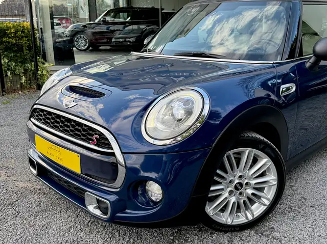 MINI Hatch view 3