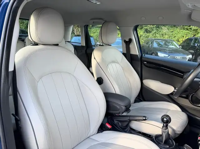MINI Hatch view 13