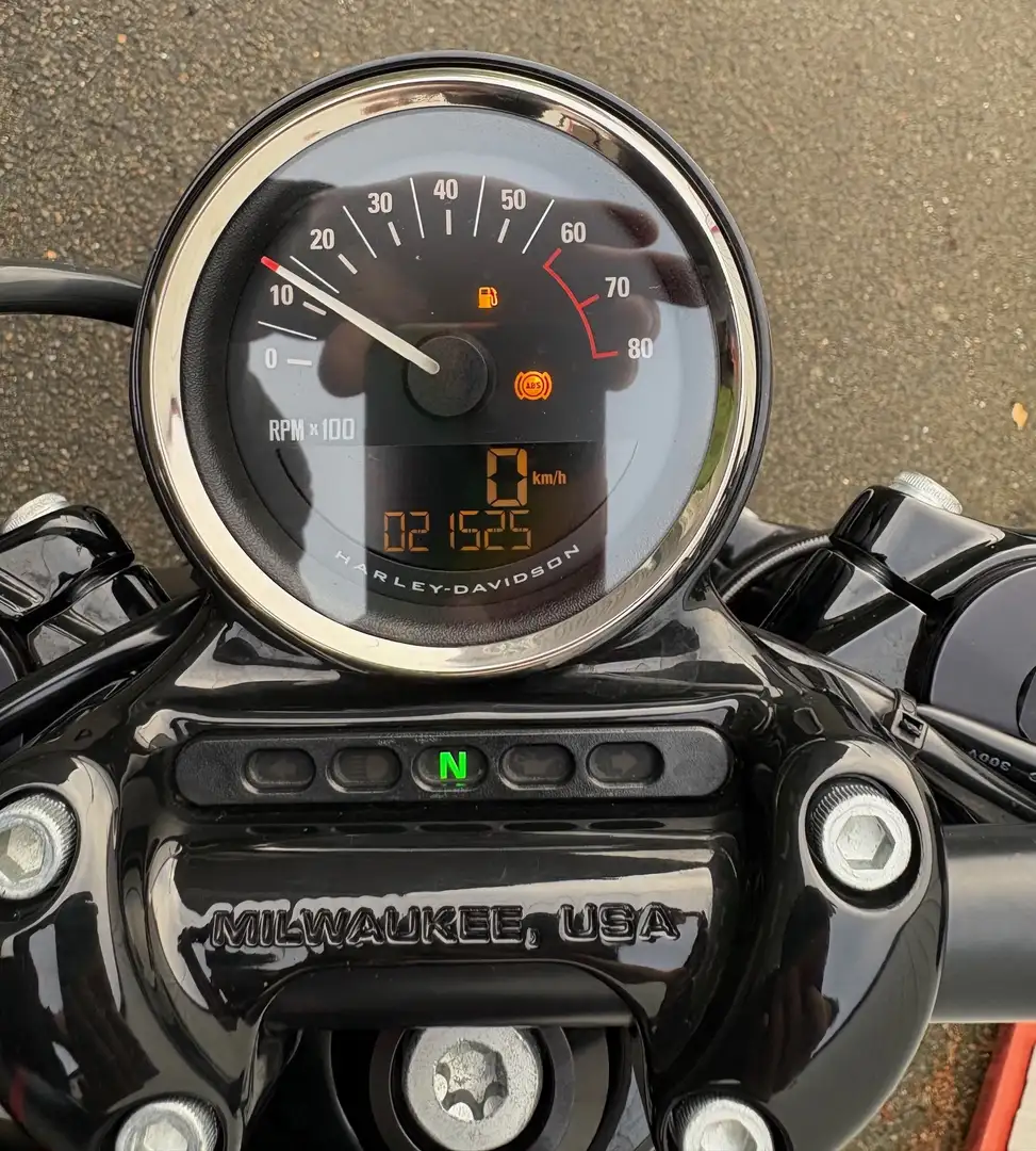 Harley-Davidson Sportster 1200 Noir - 2