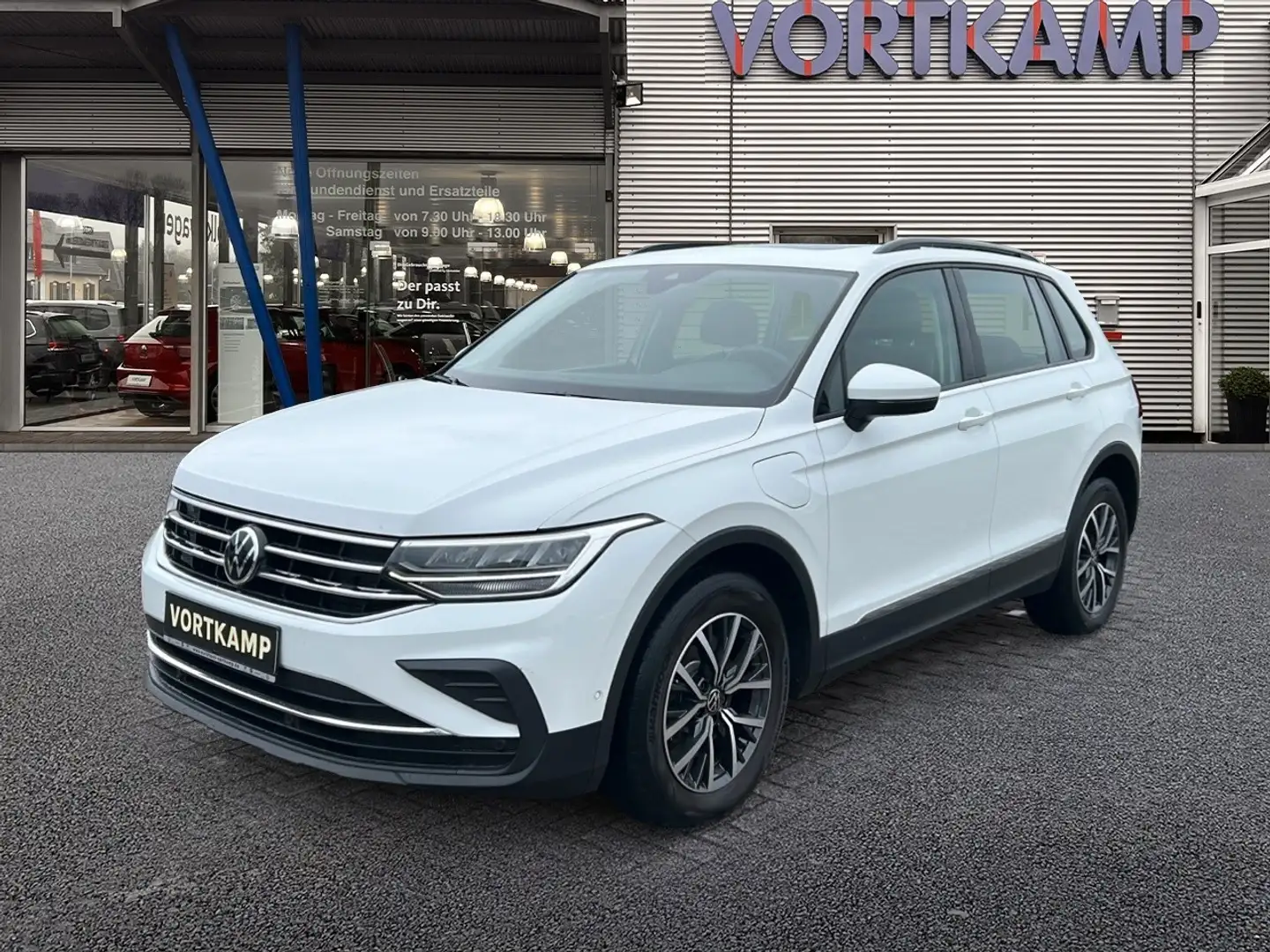 Volkswagen Tiguan Life eHybrid Pano/Leder/Kamera/Memory Weiß - 2