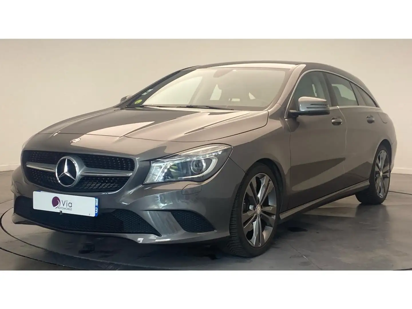 Mercedes-Benz CLA 180 Shooting Brake 180 d-Sensation - 1