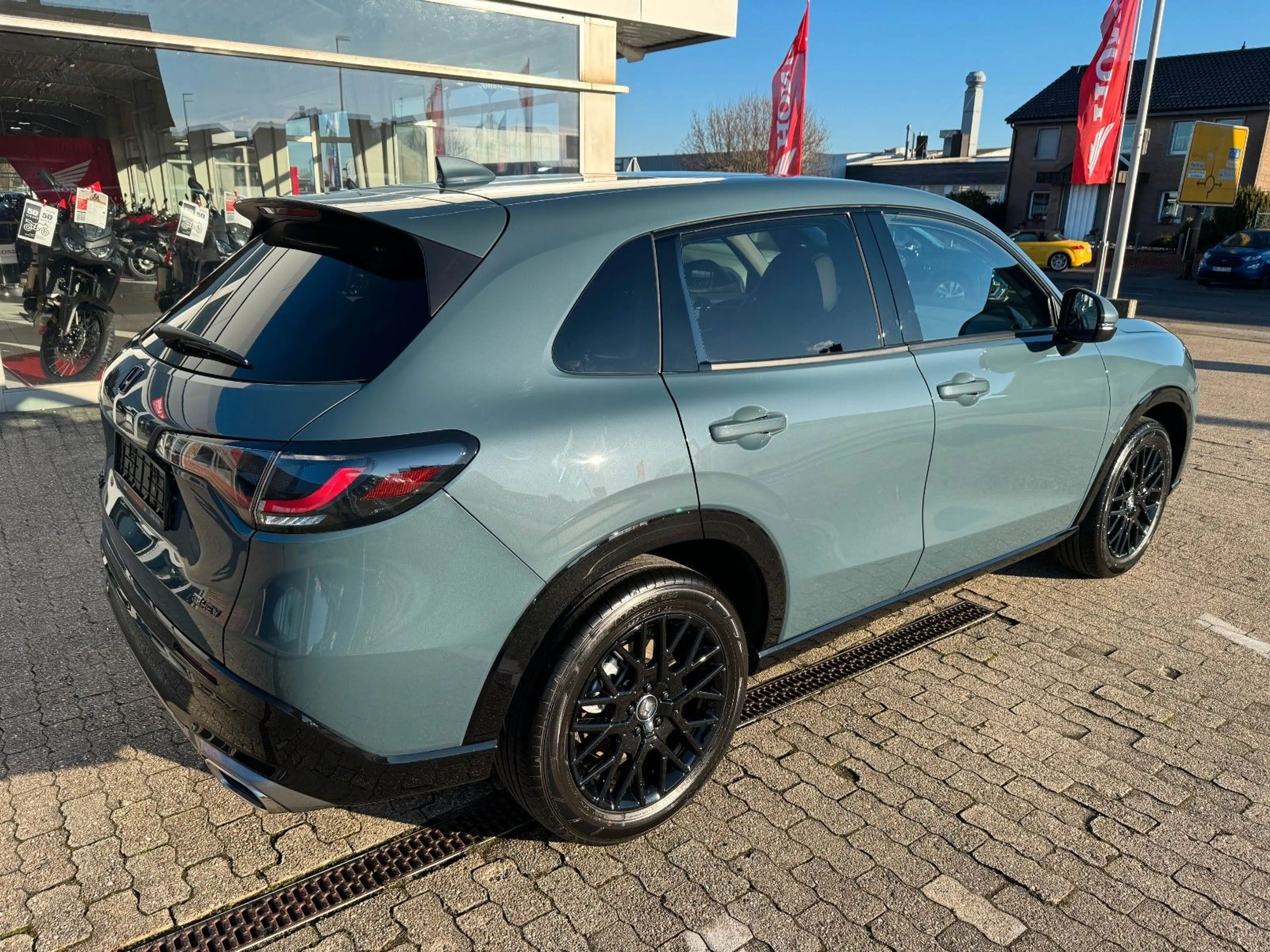 Honda ZR-V 2.0 e:HEV Advance ZR1802 Black Embl. MY2026 — photo 6