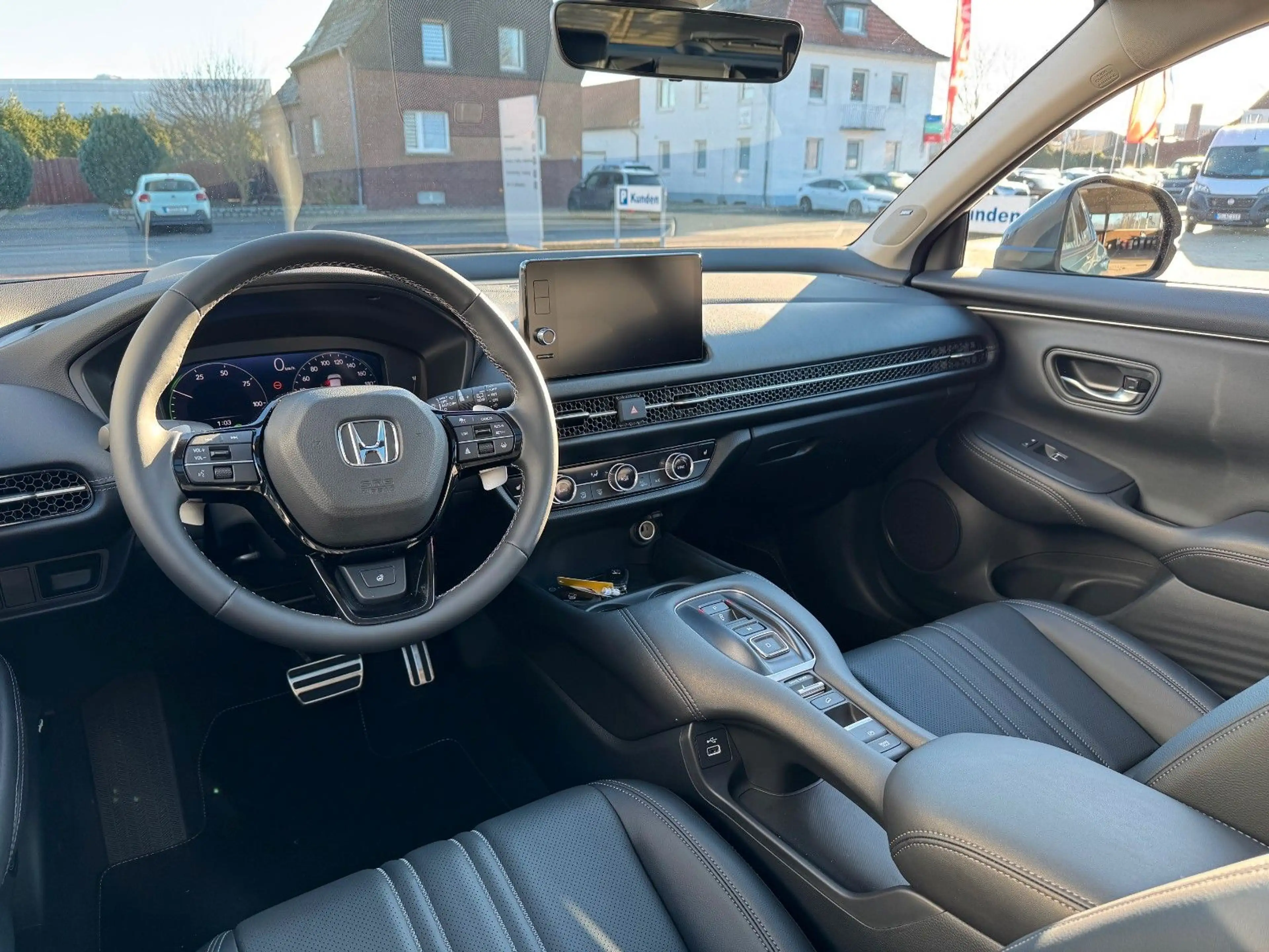 Honda ZR-V 2.0 e:HEV Advance ZR1802 Black Embl. MY2026 — photo 12