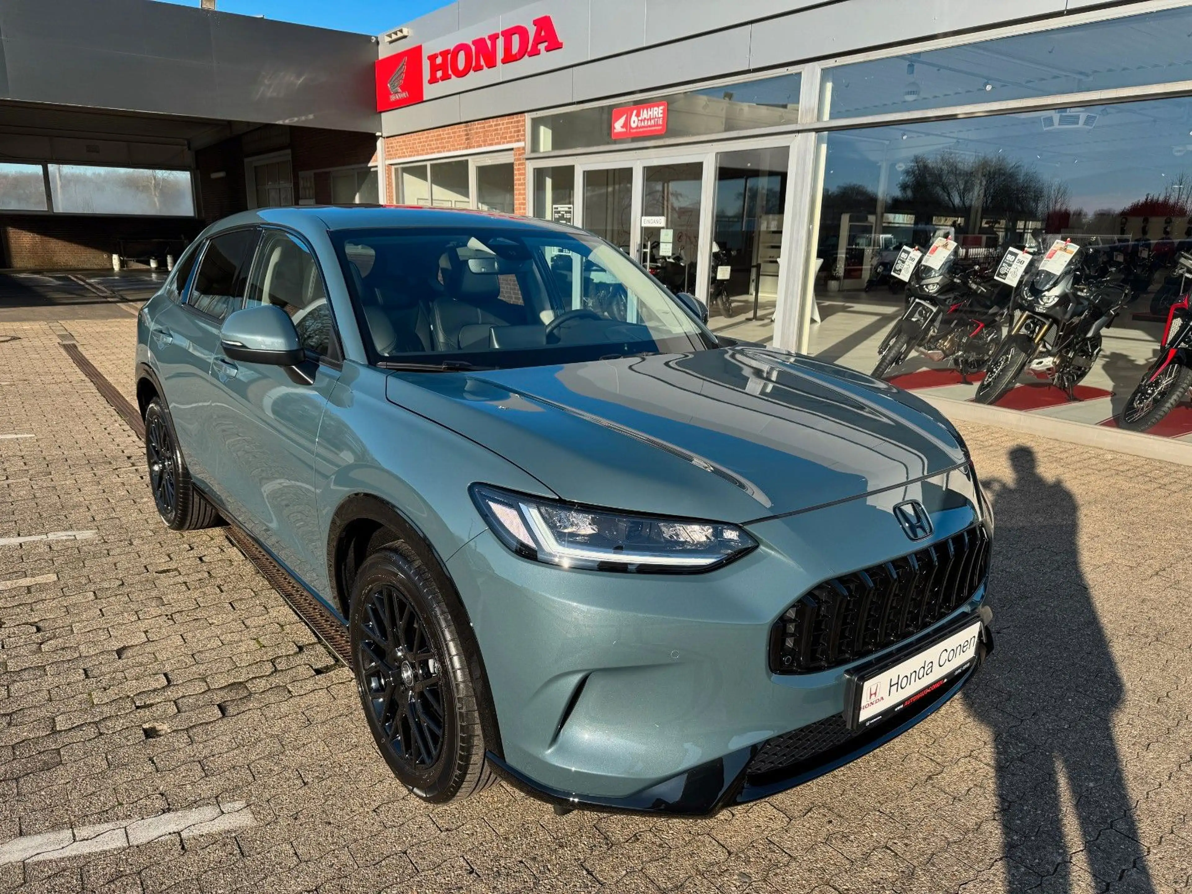 Honda ZR-V 2.0 e:HEV Advance ZR1802 Black Embl. MY2026 — photo 2