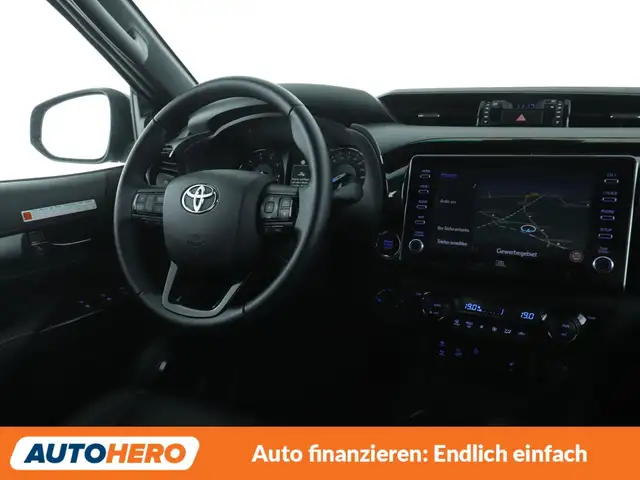 Toyota Hilux view 13