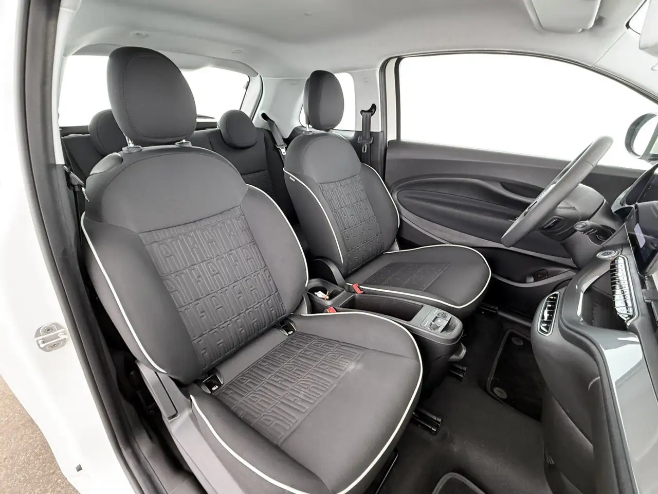 Fiat 500 E 24kWh Aut TEMPOMAT KLIMA PDC, миниатюра 14