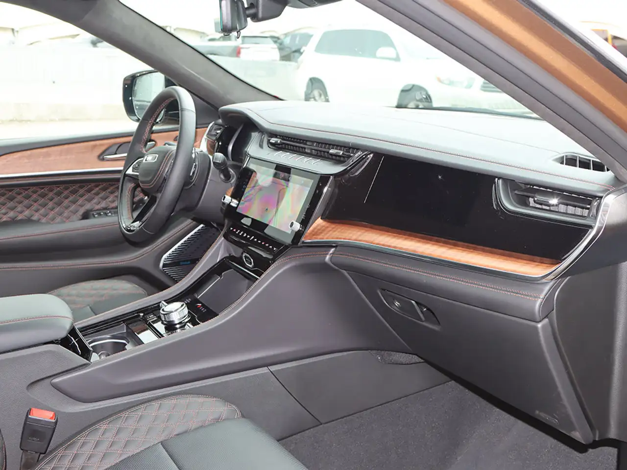Jeep Grand Cherokee снимка Jeep Grand Cherokee
