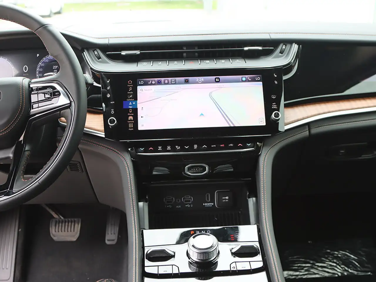 Jeep Grand Cherokee снимка Jeep Grand Cherokee