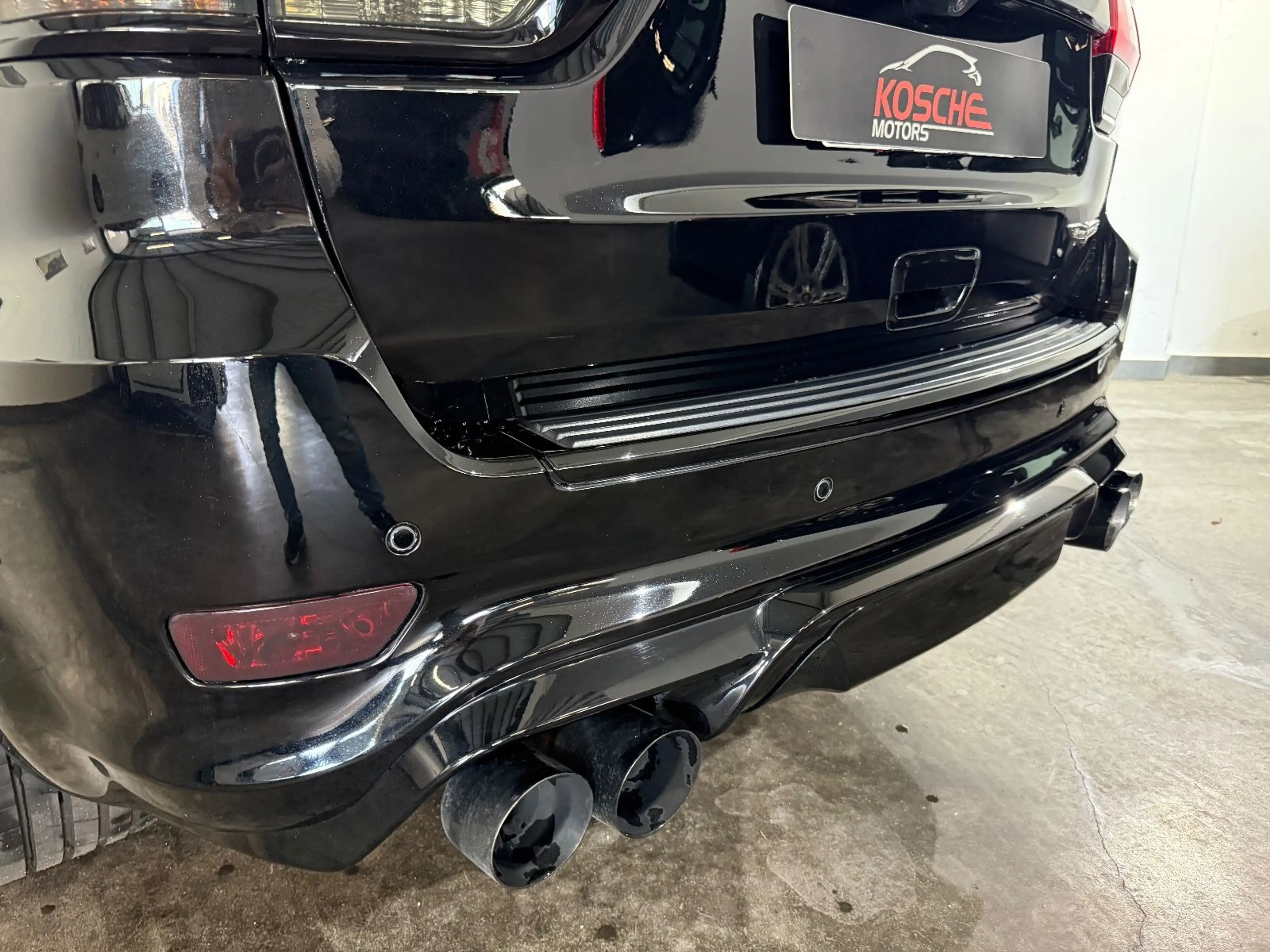 Jeep Grand Cherokee 6.2 V8 Trackhawk Grail 22 Zoll — photo 7