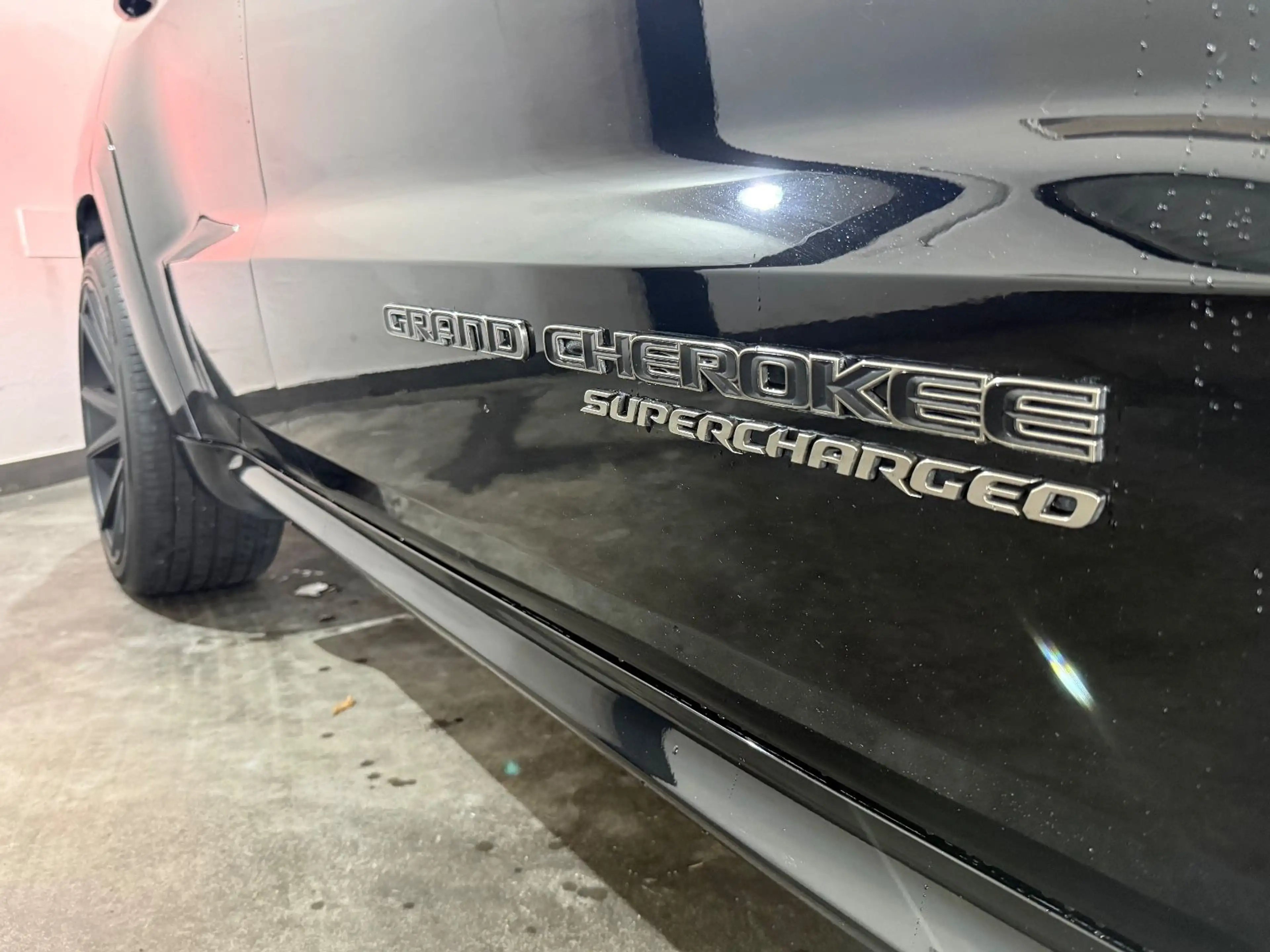 Jeep Grand Cherokee 6.2 V8 Trackhawk Grail 22 Zoll — photo 3