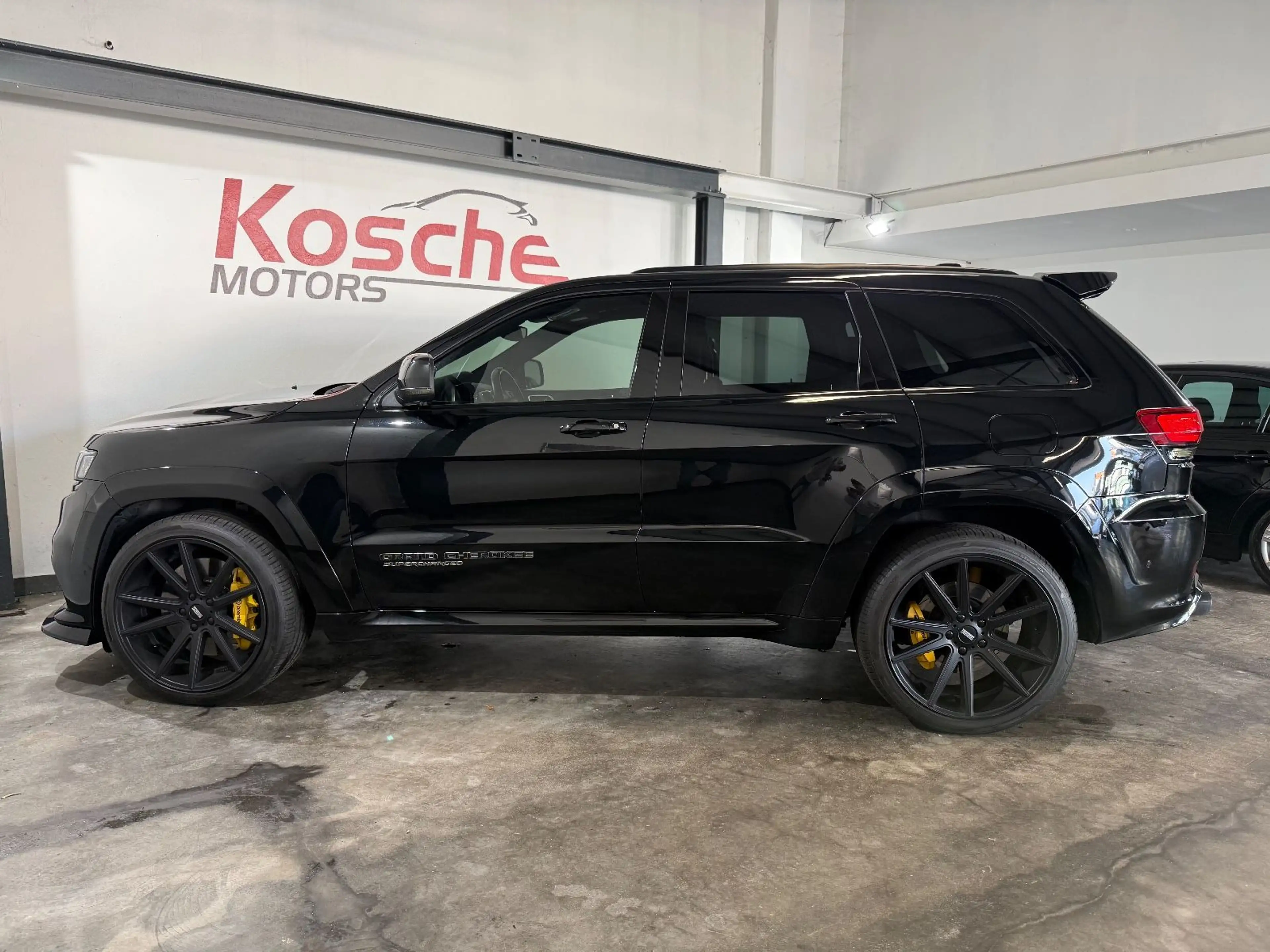 Jeep Grand Cherokee 6.2 V8 Trackhawk Grail 22 Zoll — photo 5