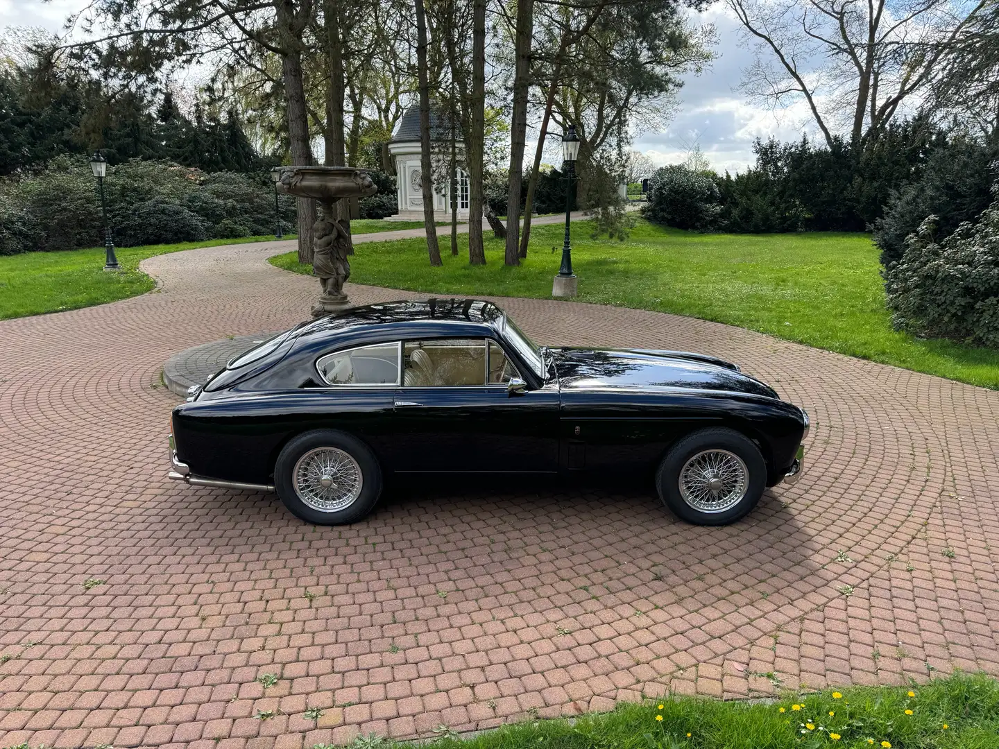 Aston Martin DB 2/4 MK III Negro - 1