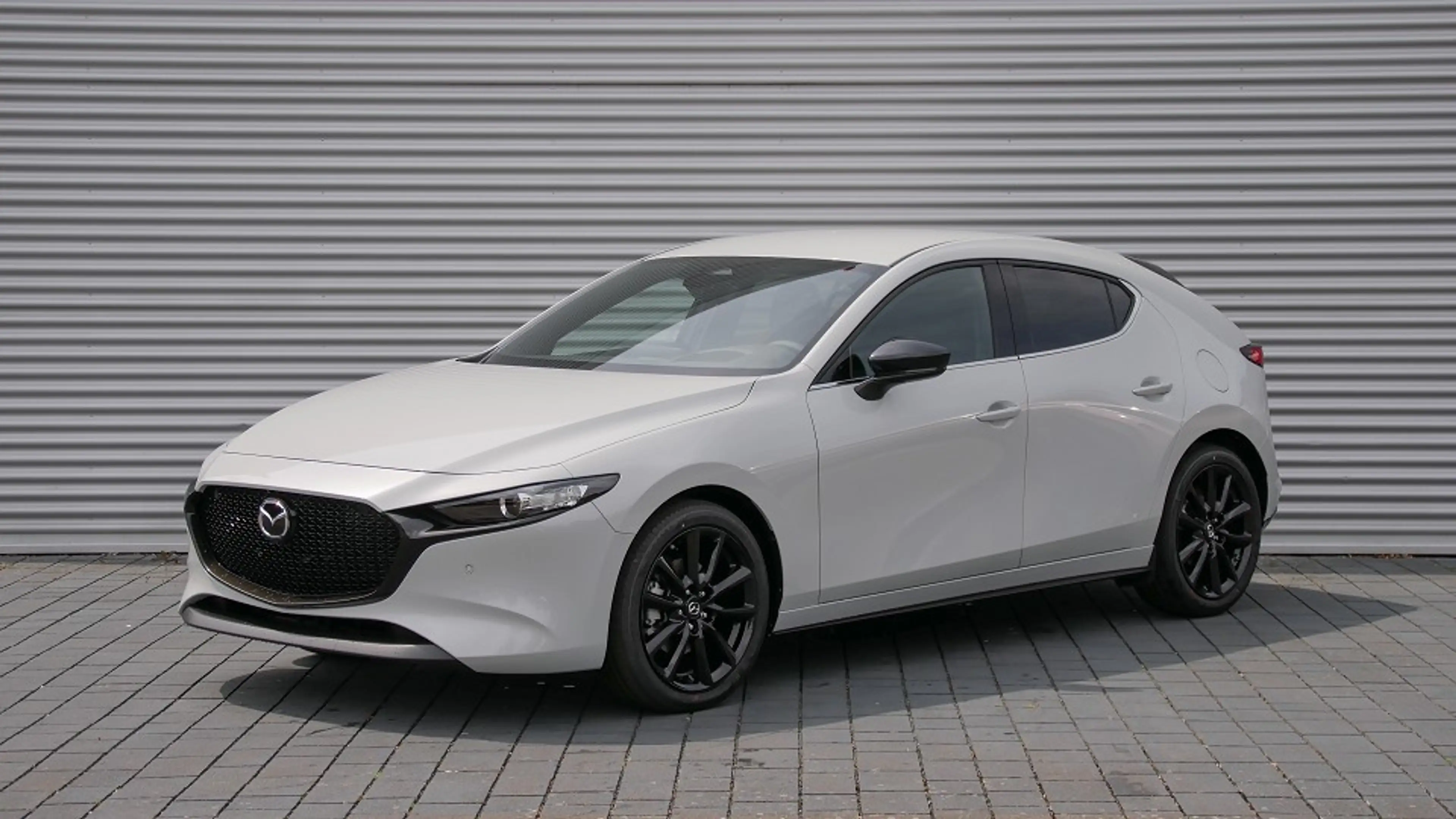 Mazda 3 2025 e-SKYACTIV G 140PS Homura — photo 3