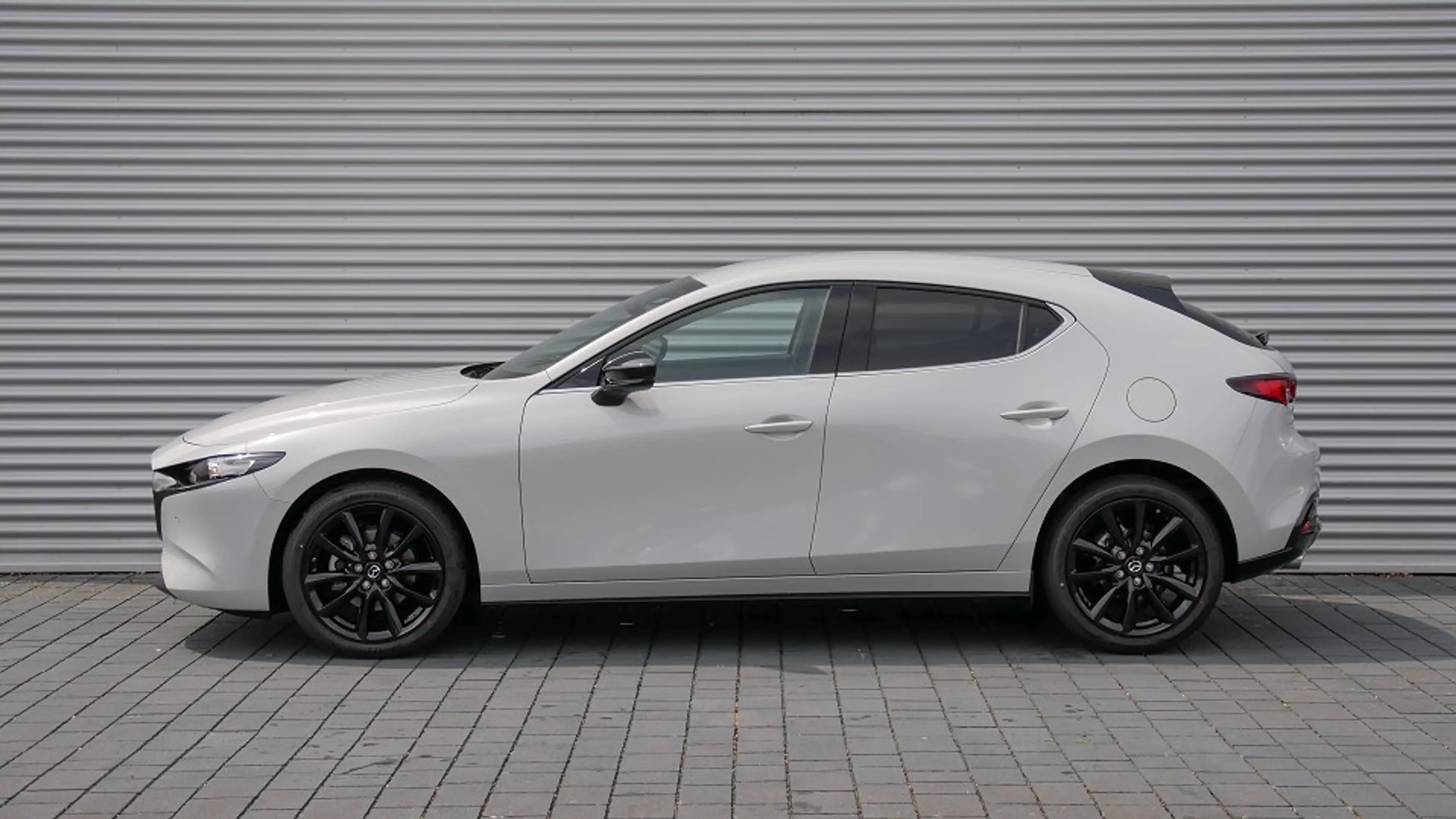 Mazda 3 2025 e-SKYACTIV G 140PS Homura — photo 5