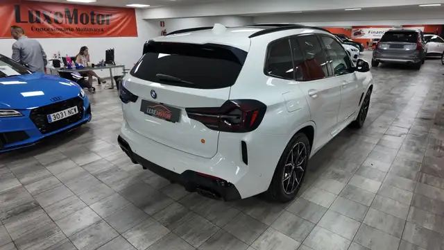 BMW X3 view 6