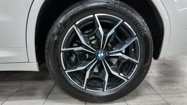 BMW X3 view 15