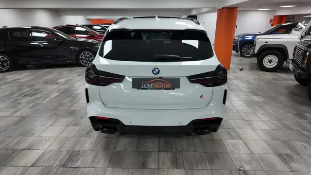 BMW X3 view 5