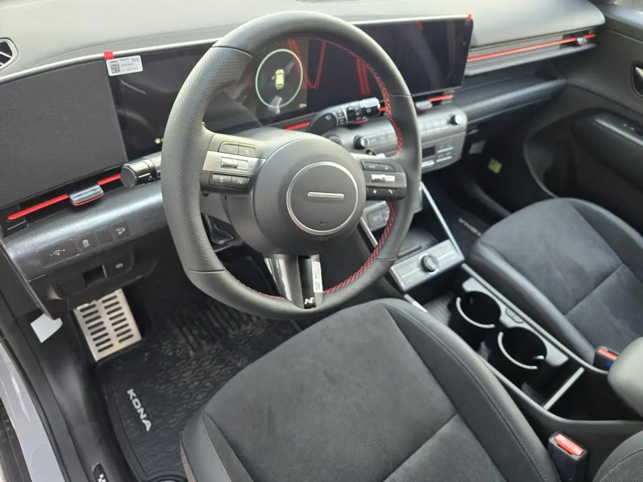 Hyundai KONA снимка Hyundai KONA