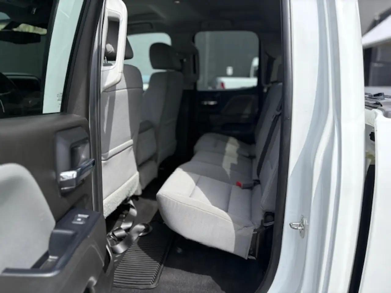 GMC Sierra 1500 снимка GMC Sierra 1500