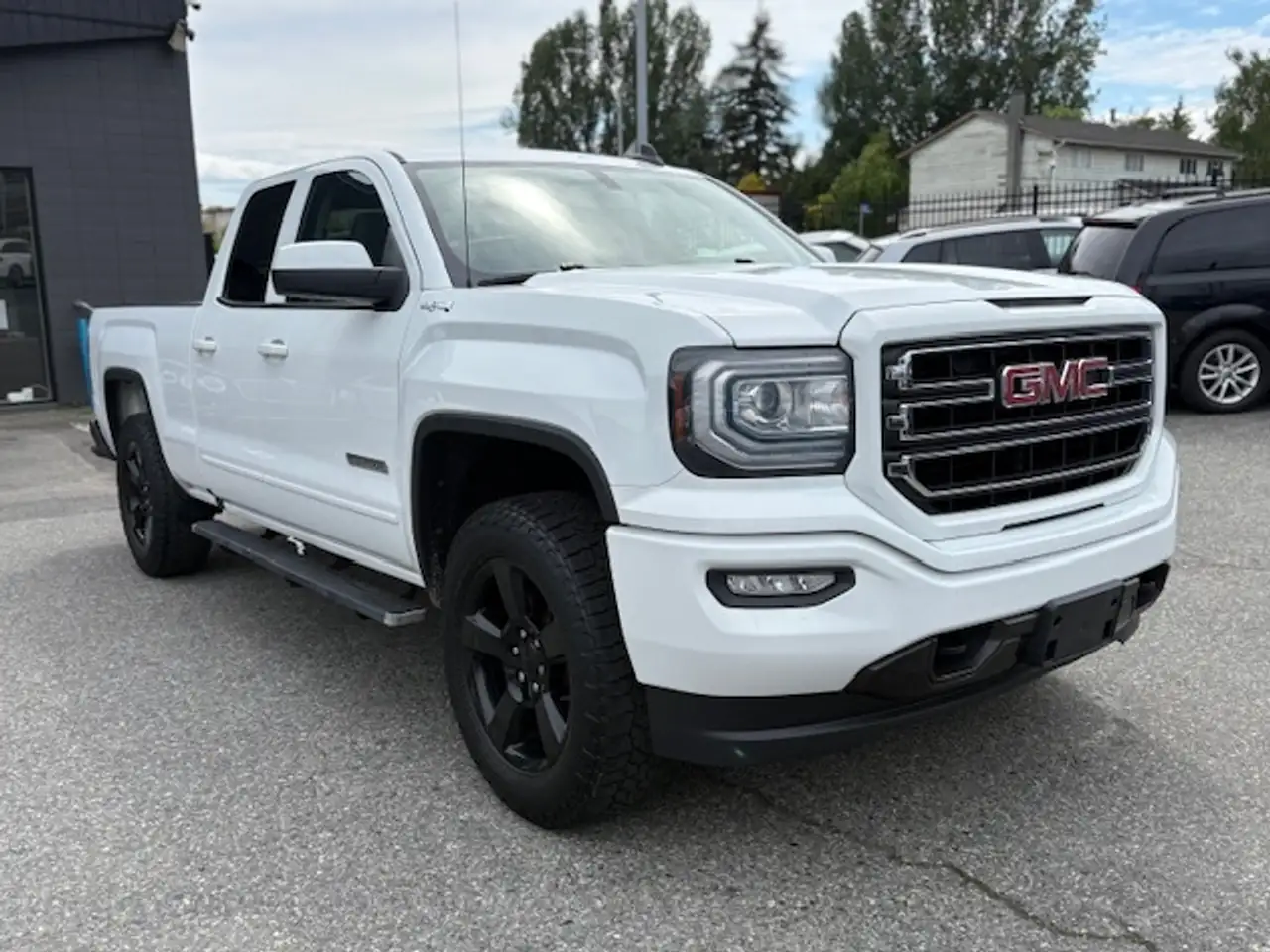 GMC Sierra 1500 снимка GMC Sierra 1500