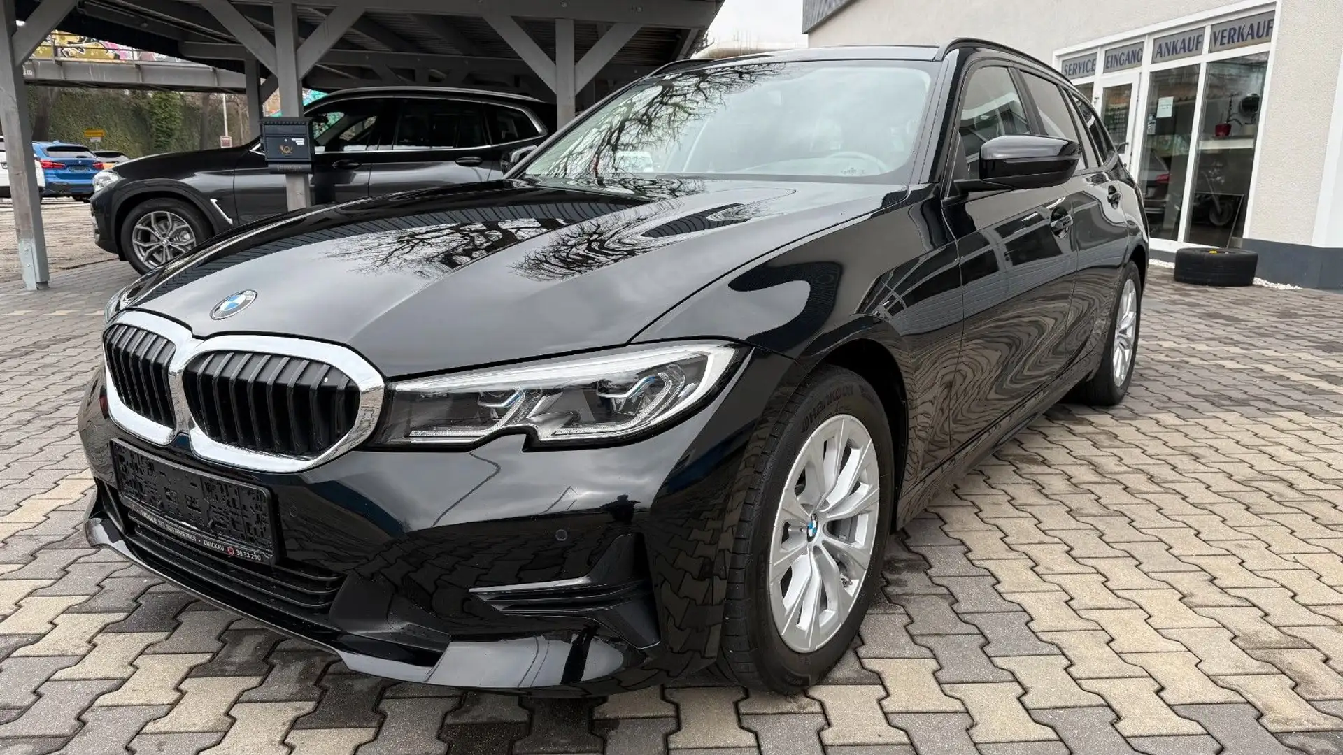 BMW 318 d DAB Laser Head Up Komfortzugang Schwarz - 2