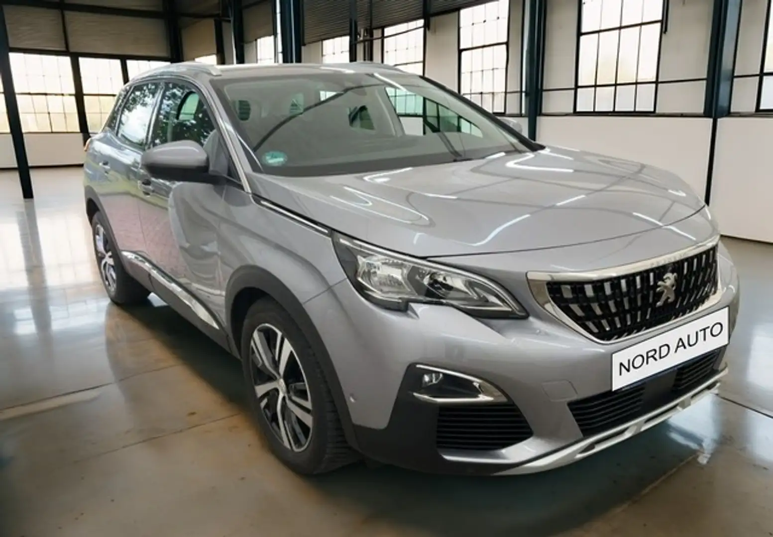 Peugeot 3008 2.0Hdi ALLURE Autom. Navi/Kam/Temp/Pdc/Ahk/LED Grau - 2