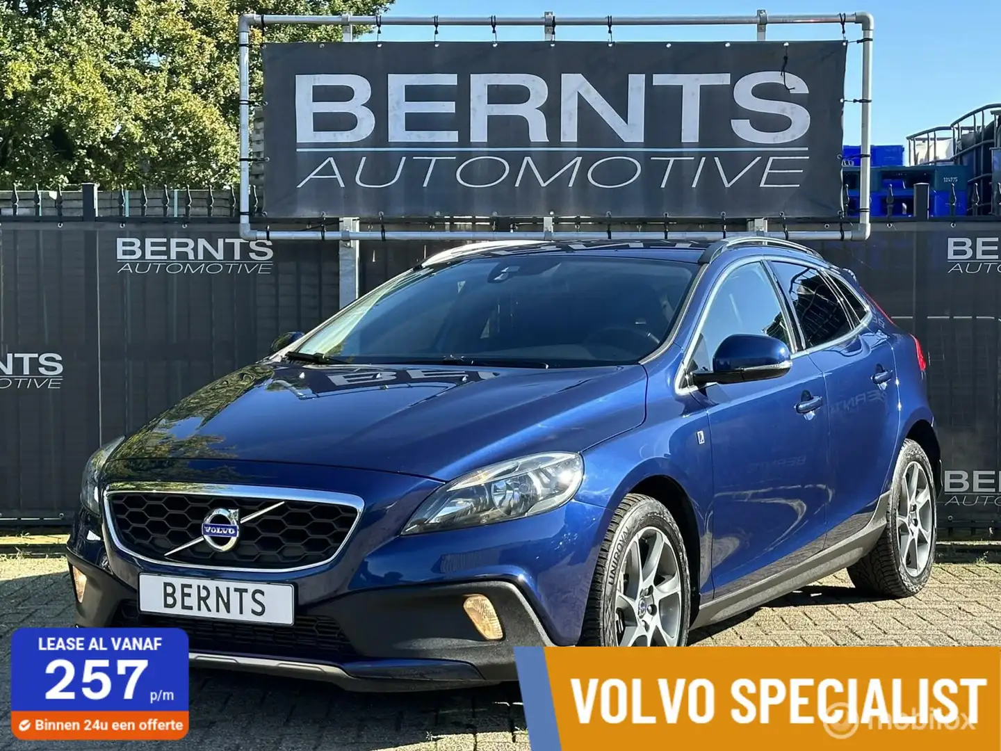 Volvo V40 Cross Country T4 AWD Ocean Race|5 Cilinder|Bluetooth Niebieski - 1