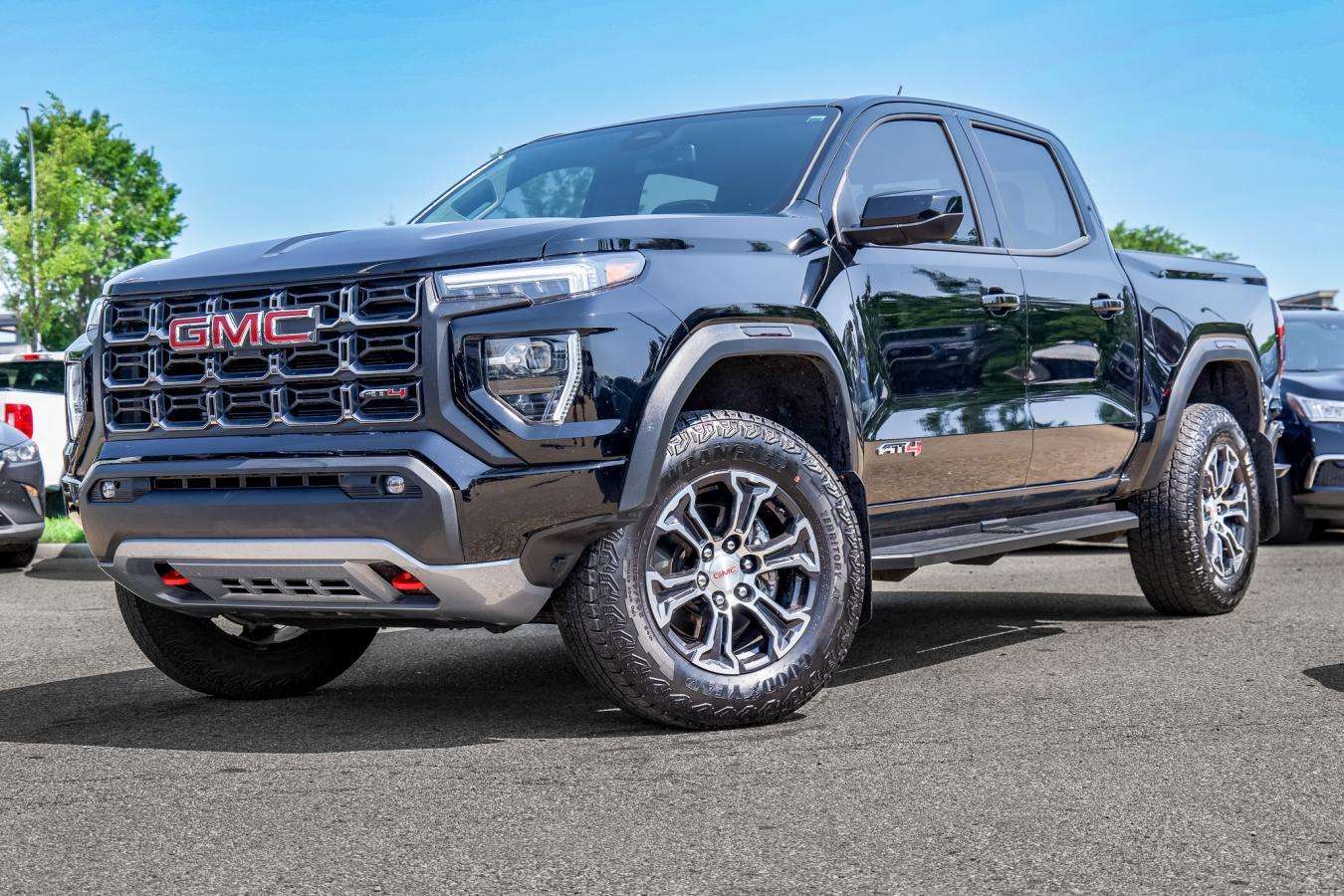 2024 GMC Canyon Crew Cab Short Box 4-Wheel Drive AT4
