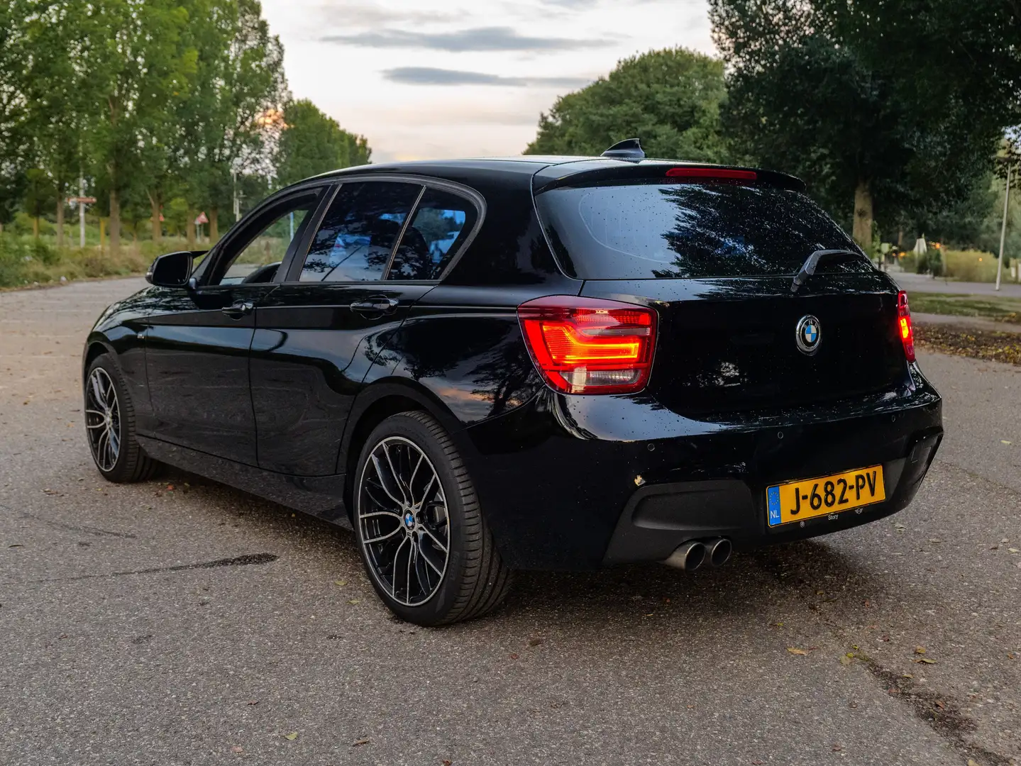BMW 118 M Sport | Apple CarPlay | Stoelverwarming Czarny - 2