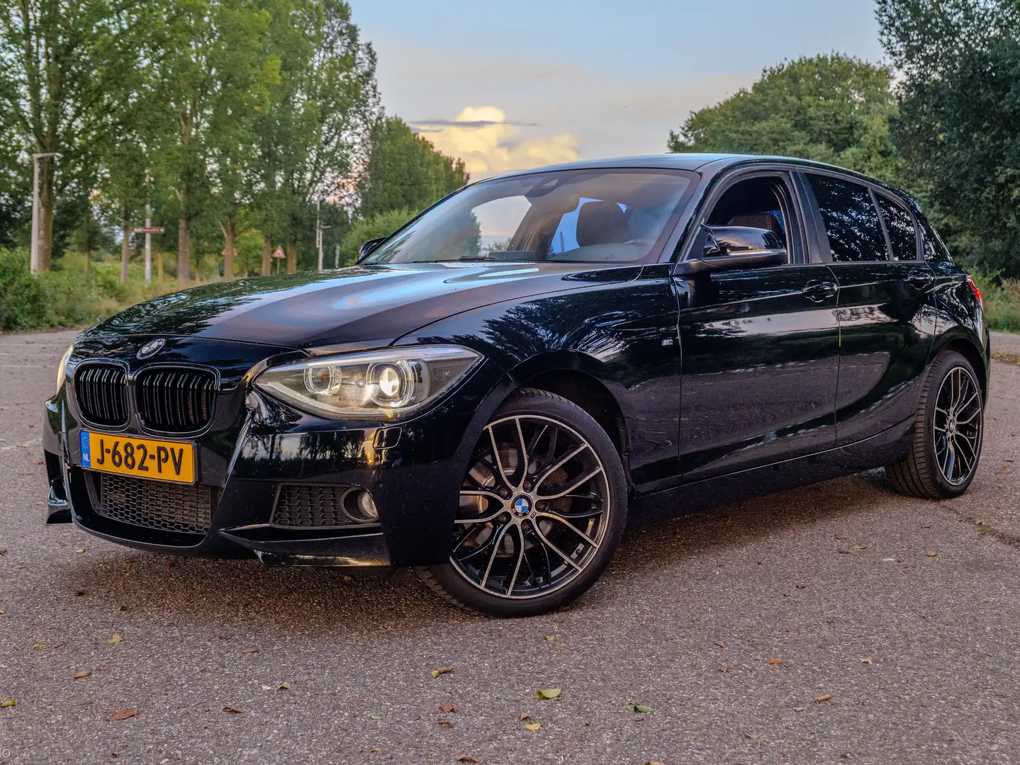 BMW 118 M Sport | Apple CarPlay | Stoelverwarming Czarny - 1