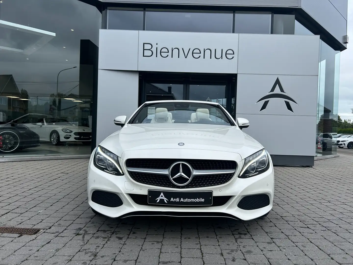 Mercedes-Benz C 220 Cabriolet *GARANTIE 12MOIS*SIEGES CHAUFF*CAMERA* Blanc - 2