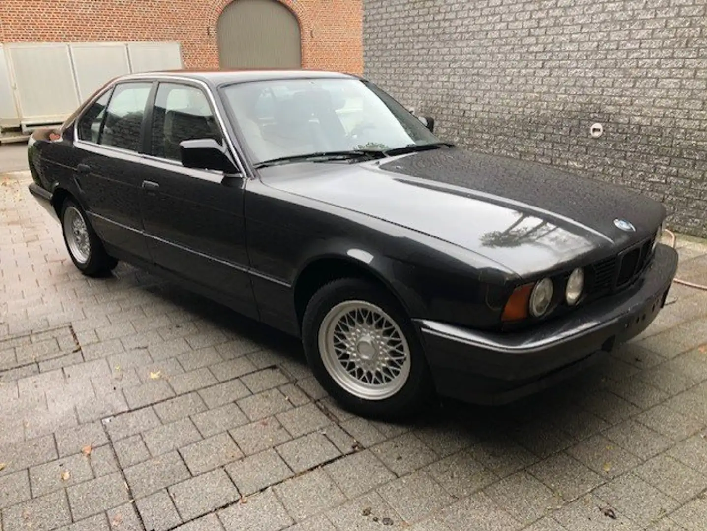 BMW 524 TD e34 Zwart - 1
